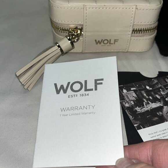 Vintage Lusterloc Wolf 1834 Ivory Quilted Leather Jewelry Box Bag & Pamphlet - Picture 7 of 11